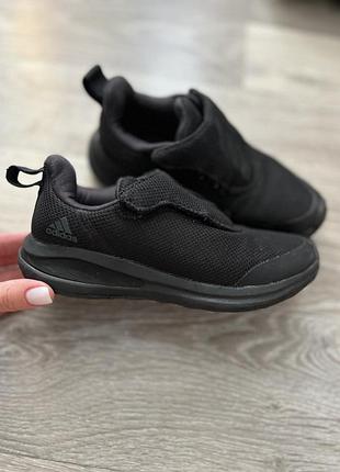 Кросівки adidas