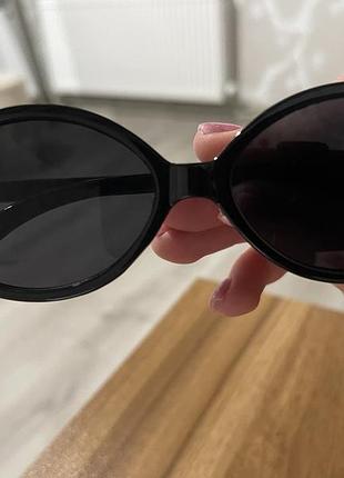 Модні чорні окуляри miu miu стиль