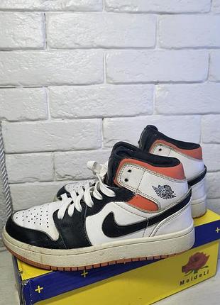 Кожаные кроссовки nike air jordan 1.у расцветки "electro orange "-36р(23.4)