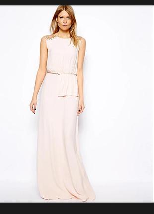 Нарядное платье