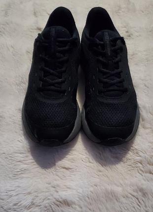 Кроссовки nike revolution
