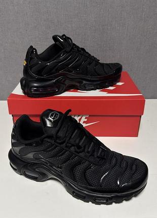 Кроссовки nike tn air max plus black noir