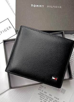 Кошелек мужской кожаный на магните tommy hilfiger черное небольшое портмоне с зажимом для денег и монетницами на молнии