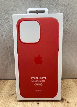Silicone case with animation & magsafe iphone 15 pro (1:1 original), guava