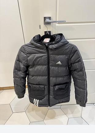 Куртка adidas для хлопчика розмір 120