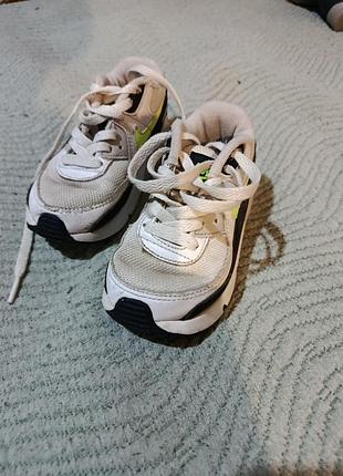 Кроссовки детские nike