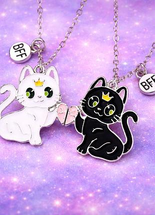 Парные кулоны котики черный и белый на магнитах bff набор 2 шт подвески для подруг друзей