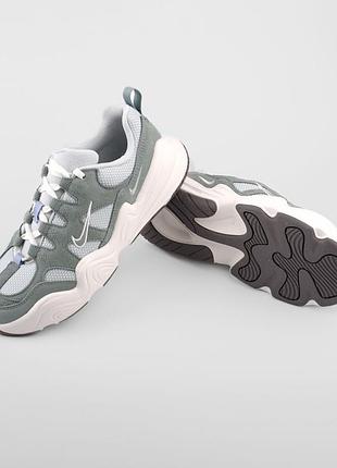 Кроссовки nike tech hera mica green
артикул: dr9761-001 оригинал