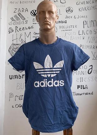 Футболка adidas
