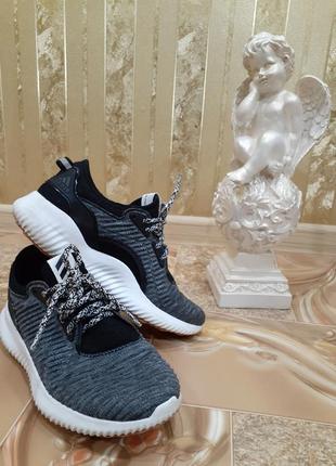 Беговые кроссовки с эластичныи верхом alphabounce4 фото