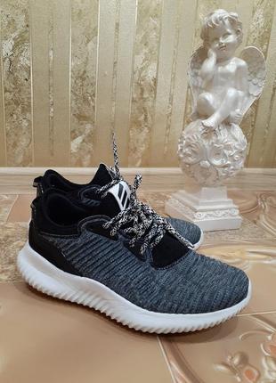 Беговые кроссовки с эластичныи верхом alphabounce3 фото