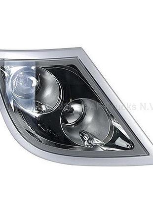 Стекло фары skylight r (правой) super space cab daf xf95/ xf105/ xf106/ cf85/ cf (1784823, 1682977)