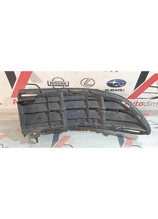 Решітка переднього бампера права 5312742040 toyota rav 4 12-15 дизель
