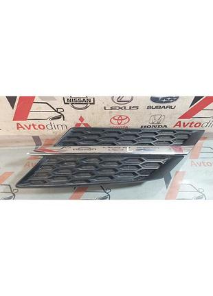 Решетка радиатора левая 5310642010 toyota rav 4 12-15 дизель