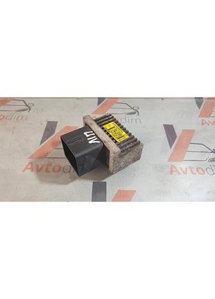 Реле свечей накаливания 8200558438a nissan juke 2013 дизель