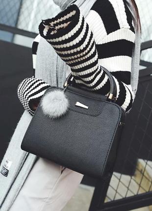 Сумка с ручками и длинным ремешком + меховой помпон в 🎁, клатч
