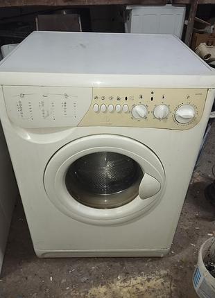 Б/у розбирання пральної машини indesit w105tx. запчастини на пральну машину indesit w105tx. indesit w105tx по запчастинах.