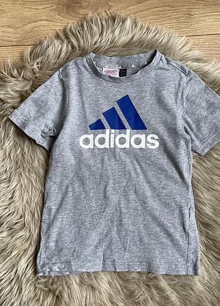 Футболка adidas