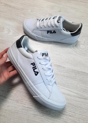 Базові білі кеди fila мокасини черевики