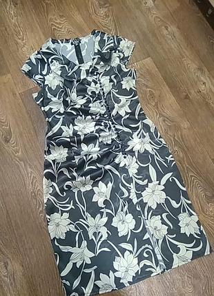 Сукня святкова.