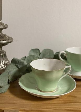 Вінтажні чайні пари в двох варіантах tuscan, англія, м’ятний фарфор bone china із золотом, ніжні та елегантні, блюдце і чашка.