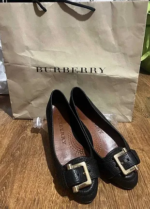 Оригінальні burberry балетки, чорна шкіра, розмір 36