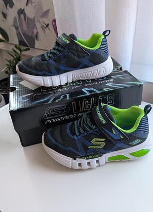 Кроссовки skechers
