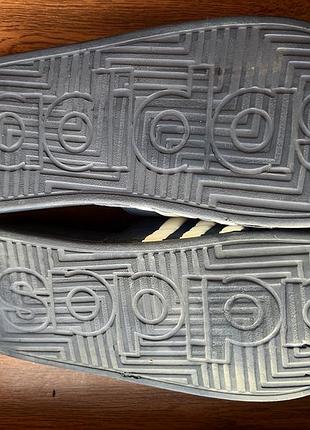 Оригінальні шлепанци adidas 4