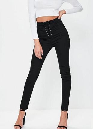 Чорні skinny джинси missguided на завʼязках