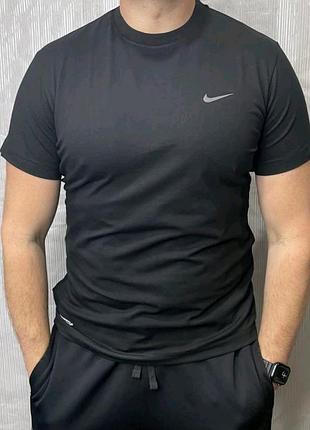 Футболка nike