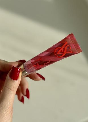 Блиск для губ candied apple flavored lip gloss victoria's secret