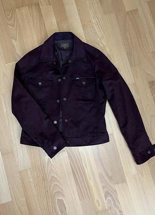 Куртка calvin klein jeans s колір баклажан