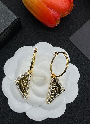 Сережки prada triangle logo lux — люкс якість, латунь із позолотою