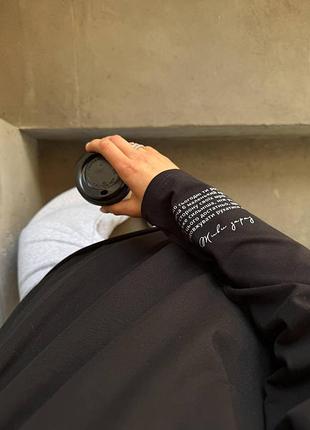 Чорний  оверсайз лонг лонгслів з надписом