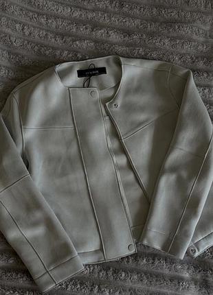 Стильний жіночий жакет на весну zara