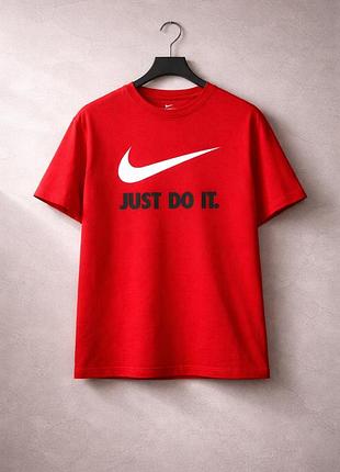 Футболка чоловіча nike