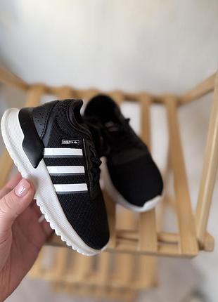 Adidas коосівки 23,5 розмір