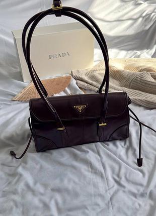 Prada medium leather shoulder chocolate/gold 10