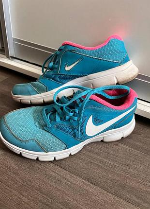 Кросівки для бігу nike