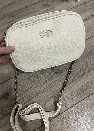 Новая белая сумочка guess 2
