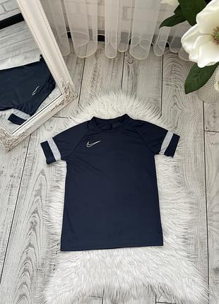 Футболка nike