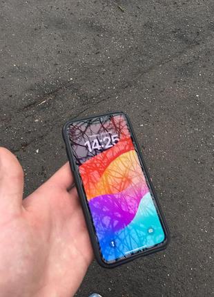 Продам iphone 11 64gb