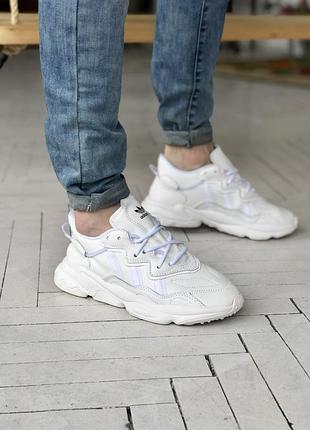 Білі жіночі кросівки адідас, adidas ozweego