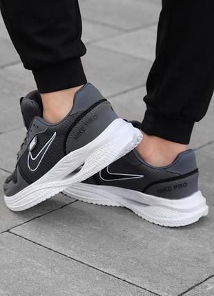 Nike pro 6