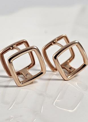 Серьги из золота гладкие геометрические квадратной формы без камней