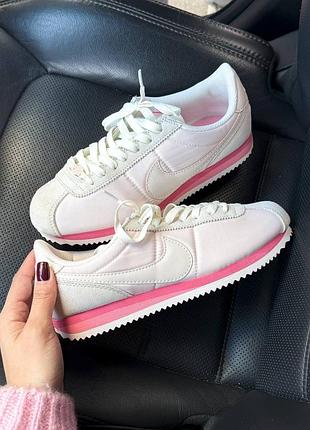 Nike cortez green white