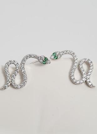 Серьги кафы серебряные змеи с белыми и зелеными фианитами