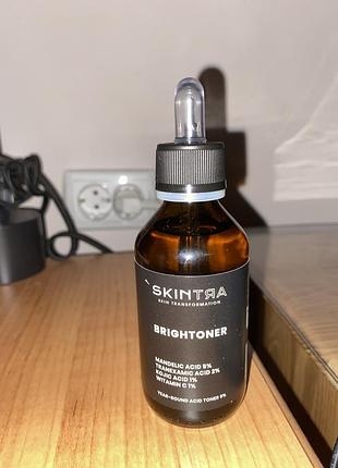 Сироватка для обличчя skintra brightener освітлююча, з кислотами, 100мл (нова)