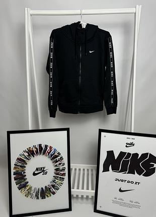 Оригінальне худі nike з лампасами