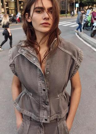 Жилет жіночий коричневий zara new
